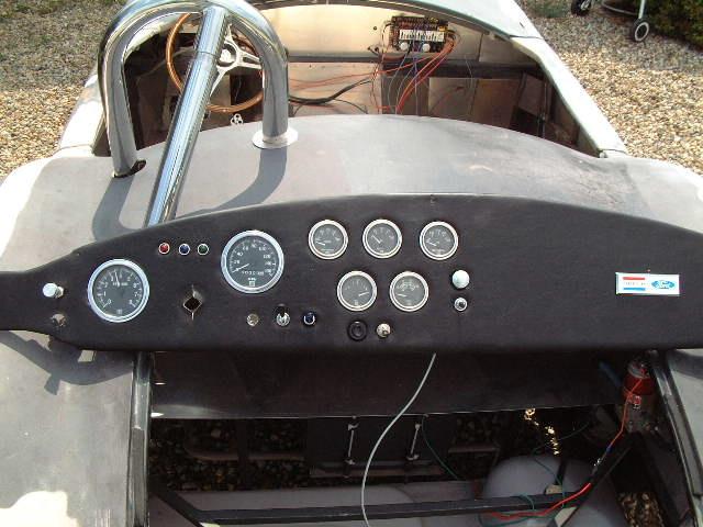 1803565_dash_all_new_s_w__gauages_and_switches